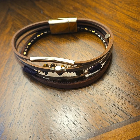 Entwined Bohemian Multilayer PU Leather Magnetic Clasp Bracelet - Adjustable - Picture 6 of 8